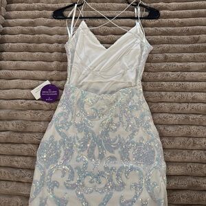White Dress 👗